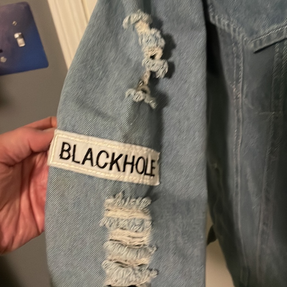 Amazing Jean Jacket - Picture 3 of 7
